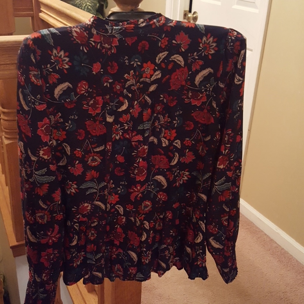 WILLIAM RAST Blouse Med. - Picture 3 of 4